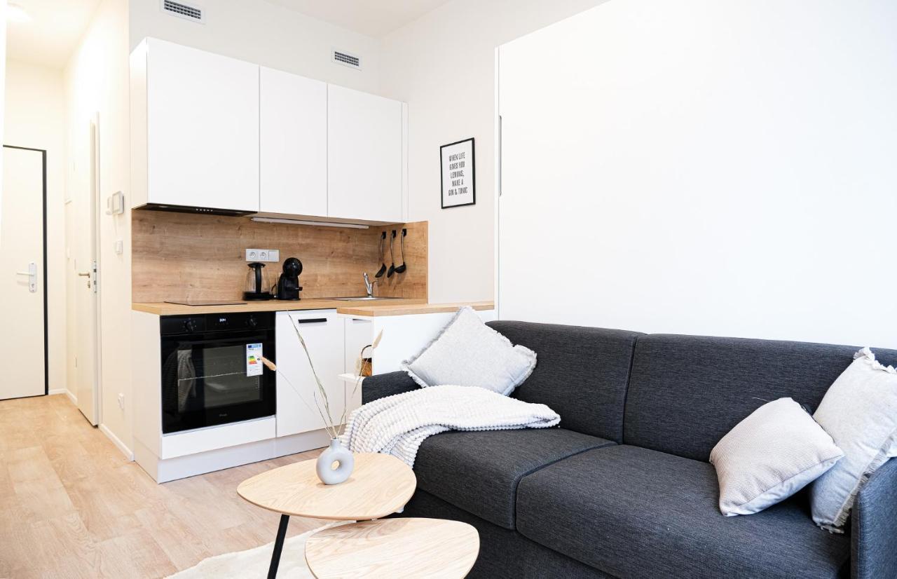 Mymozart Apartments Prague By Rentero Property エクステリア 写真