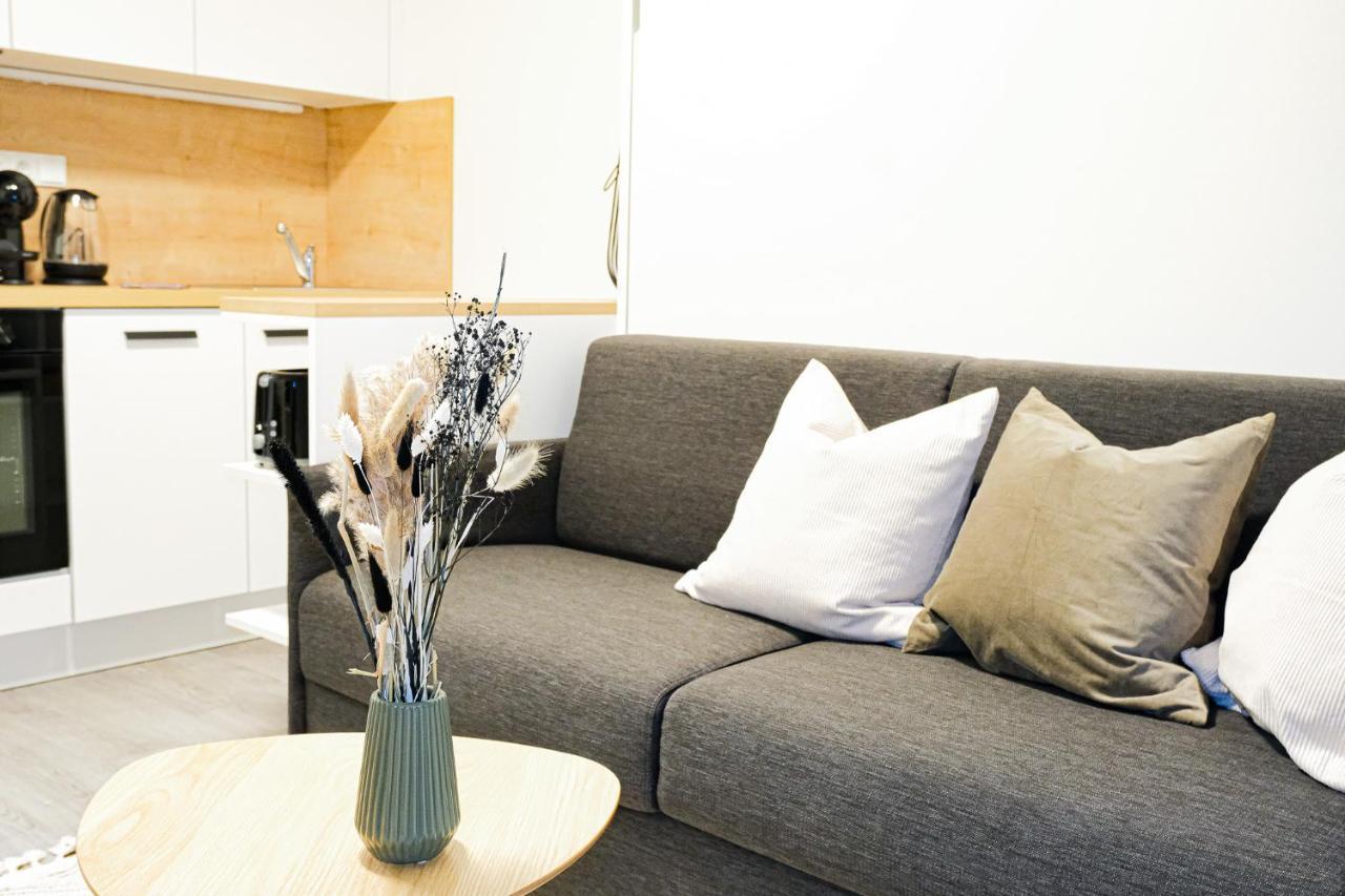 Mymozart Apartments Prague By Rentero Property エクステリア 写真