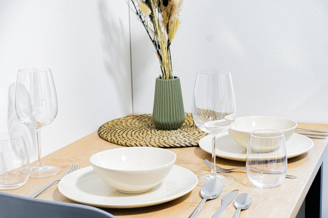 Mymozart Apartments Prague By Rentero Property エクステリア 写真