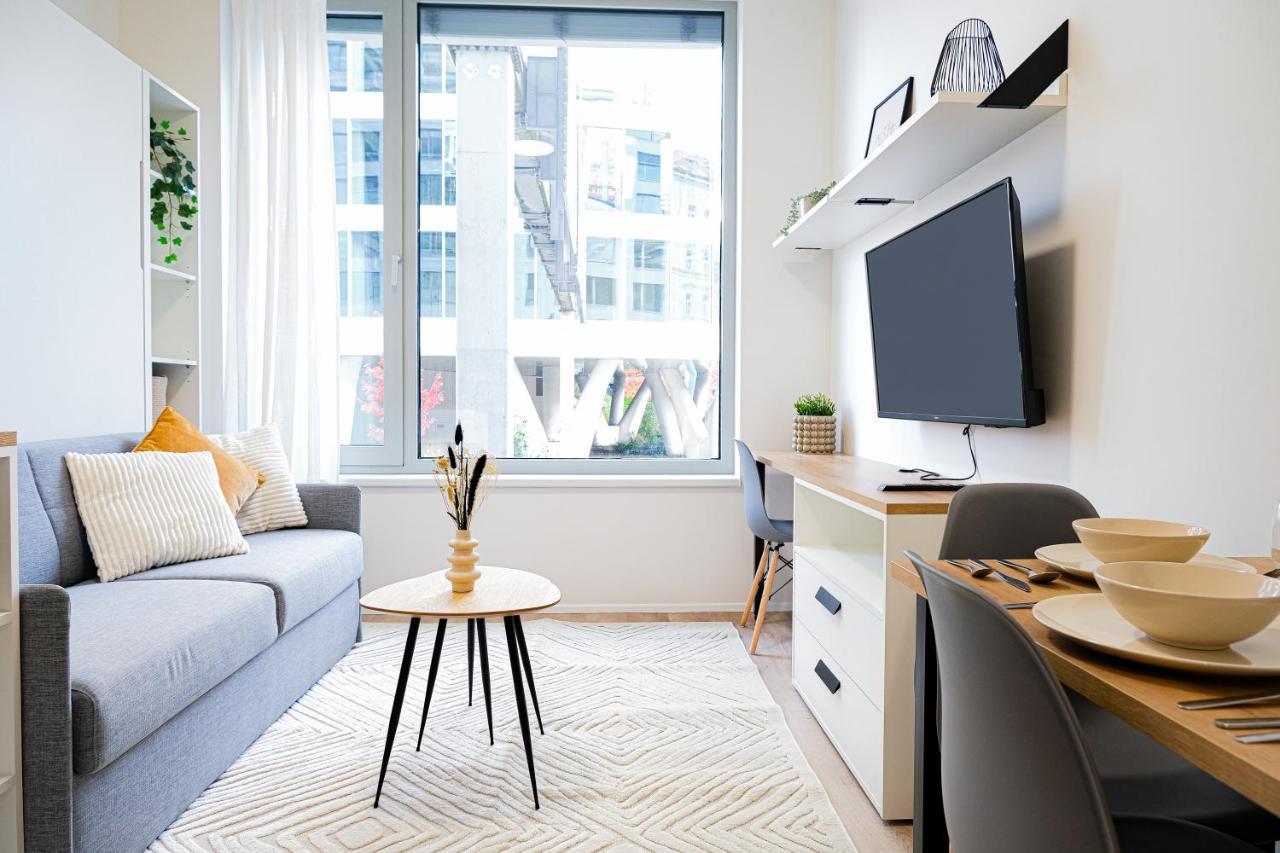 Mymozart Apartments Prague By Rentero Property エクステリア 写真