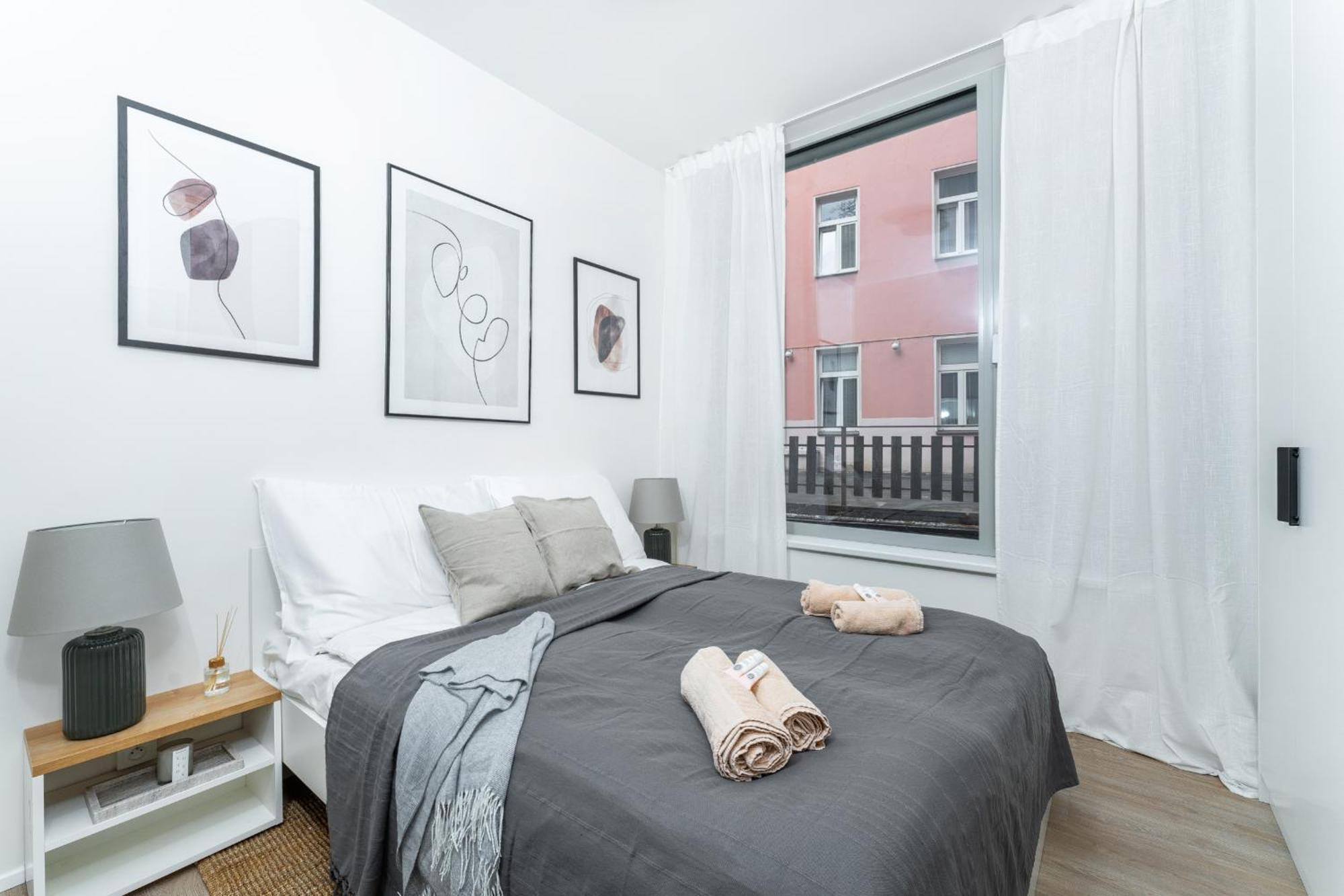 Mymozart Apartments Prague By Rentero Property エクステリア 写真