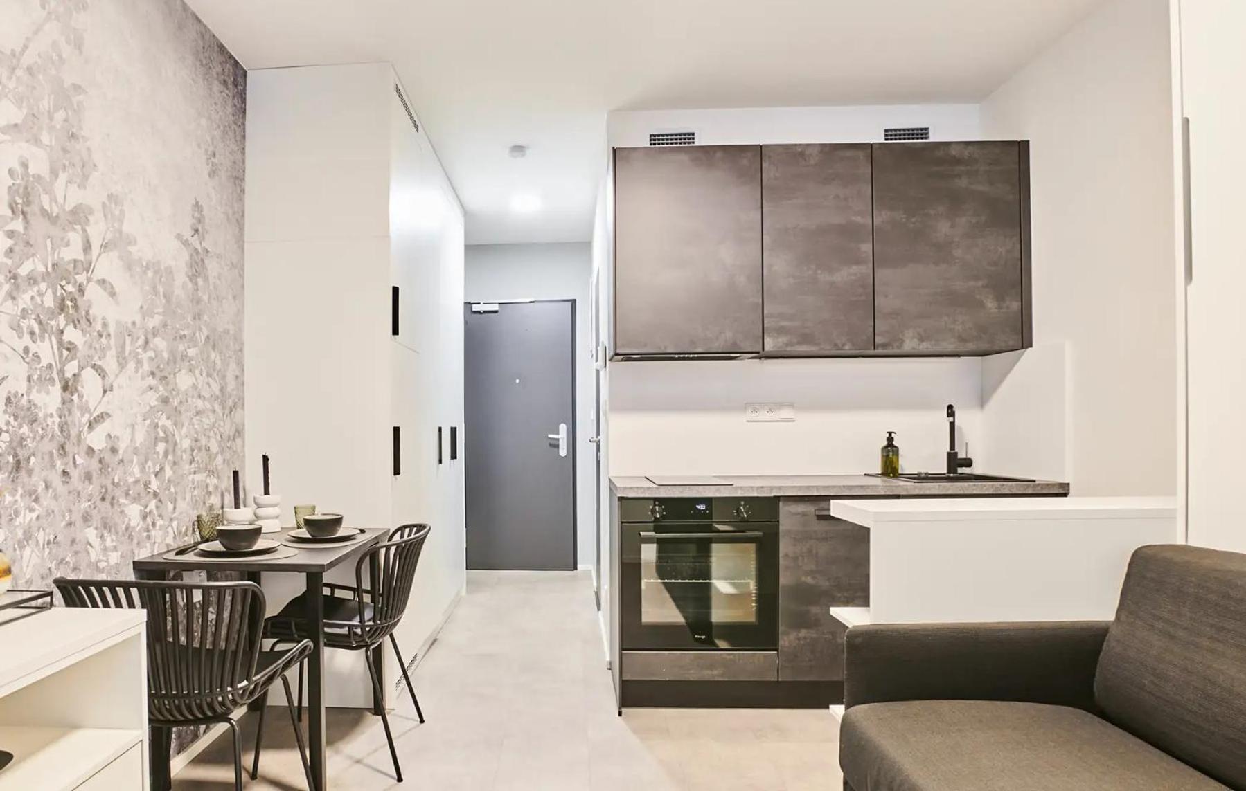Mymozart Apartments Prague By Rentero Property エクステリア 写真